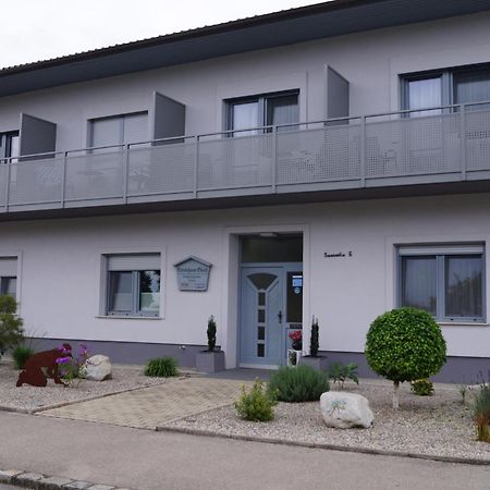 Gaestehaus Gisch Sandra Podersdorf am See Ngoại thất bức ảnh